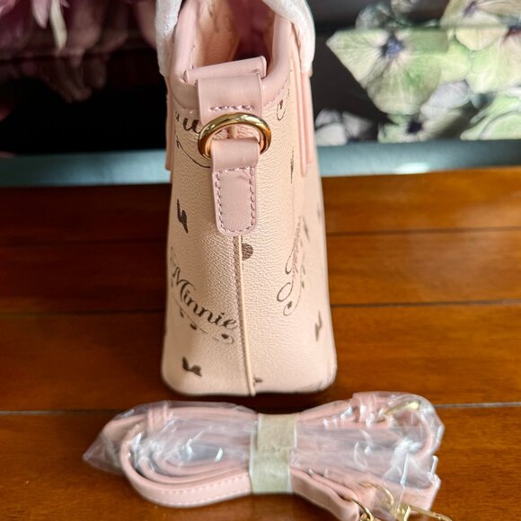 NEW Disney Cartoon Chic, Minnie Mouse Pink Shoulder Bag - Picture 10 of 13